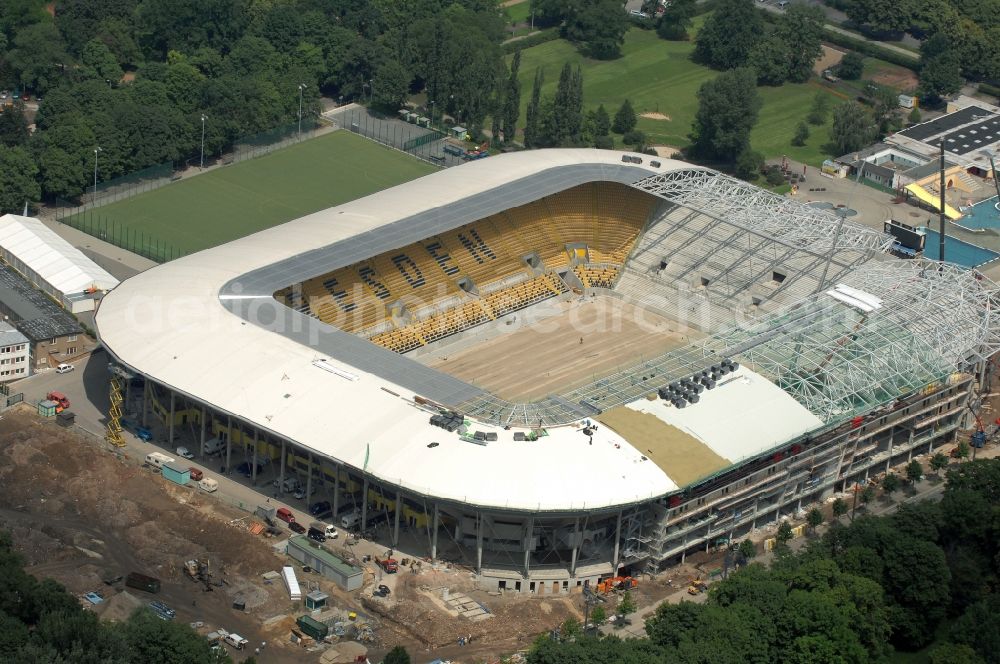 Aerial photograph Dresden - Construction view of the stadium in Dresden in the state Saxony. The football stadium had to Lennéstreet over time the name of Rudolf-Harbig-Stadion, Dynamo Stadium and Gluecksgas Stadium