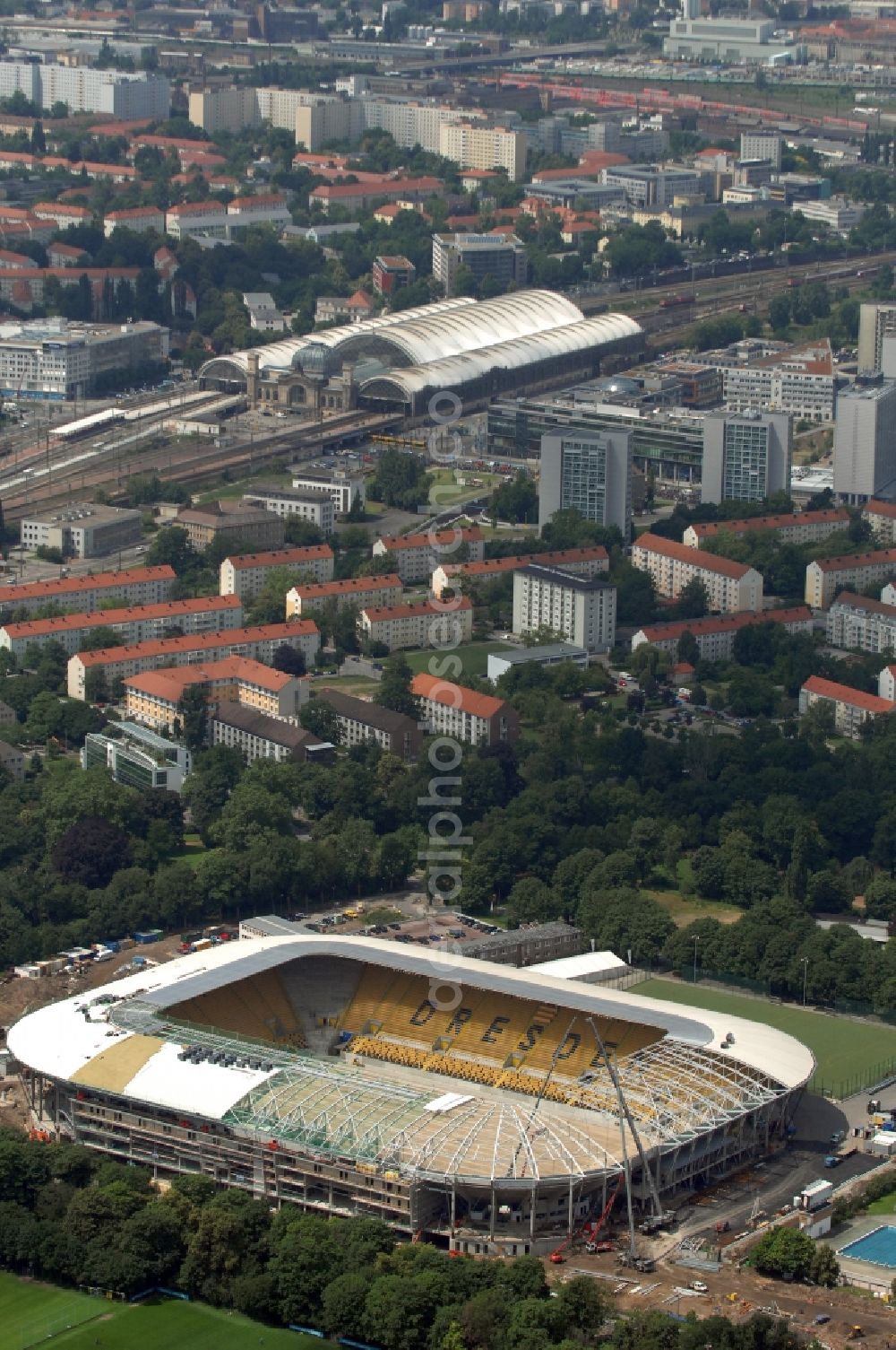 Aerial image Dresden - Construction view of the stadium in Dresden in the state Saxony. The football stadium had to Lennéstreet over time the name of Rudolf-Harbig-Stadion, Dynamo Stadium and Gluecksgas Stadium