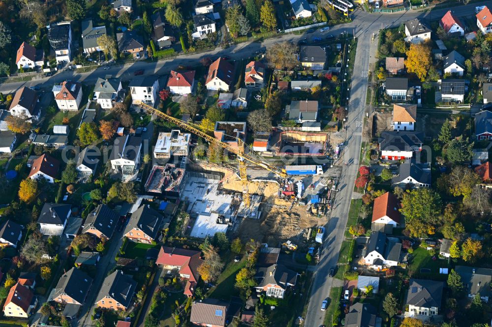 Aerial photograph Berlin - Construction site for the new construction of a multi-family residential building as a townhouse on street Neuenhagener Strasse in the district Mahlsdorf in Berlin, Germany