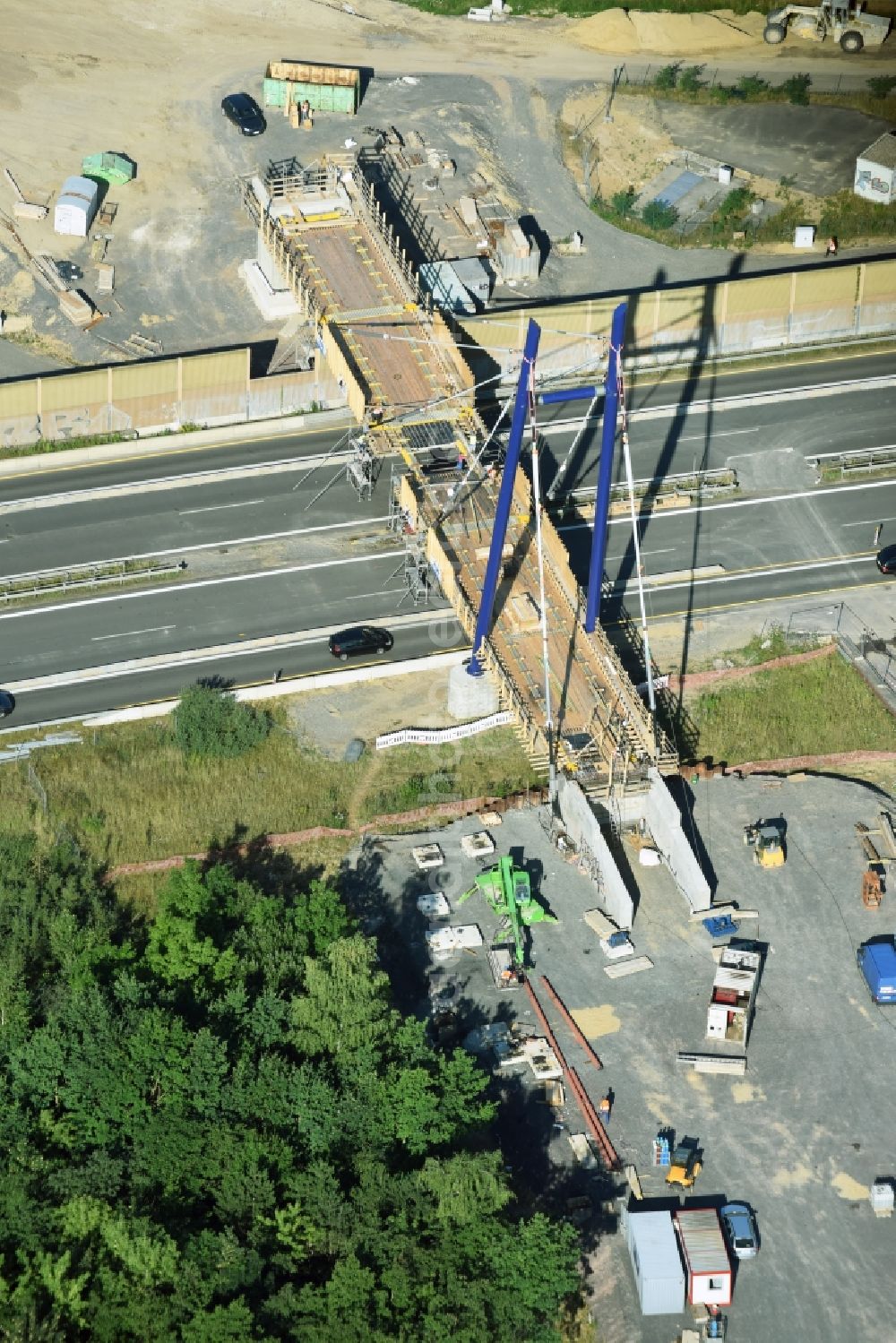 Markkleeberg from the bird's eye view: Construction of road bridge ueber die Bundesstrasse B2 in Markkleeberg in the state Saxony