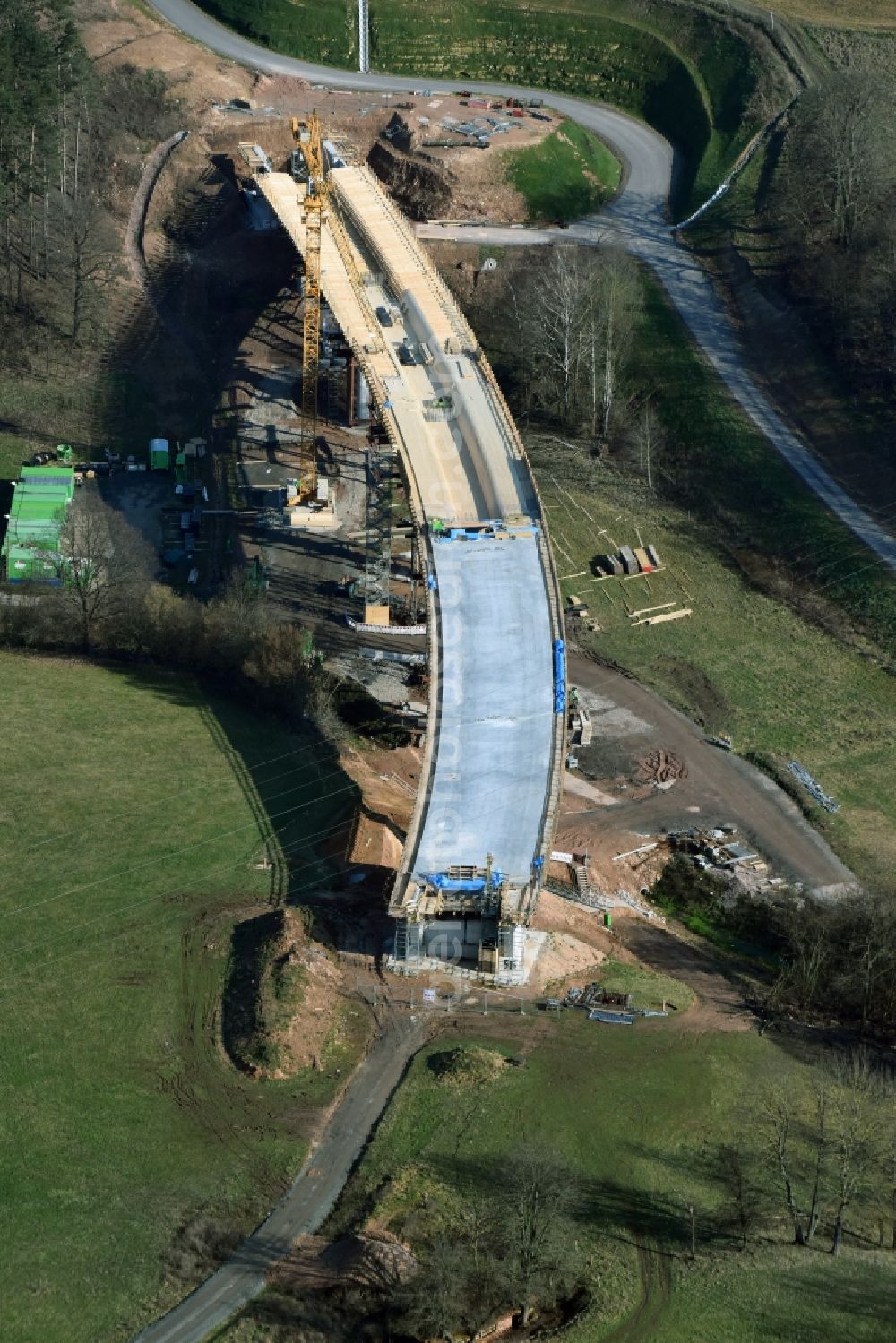 Aerial image Bad Salzungen - Construction of road bridge Bruecke about Leimbachtal (BW 5) of B 62 OU local bypass in Bad Salzungen in the state Thuringia