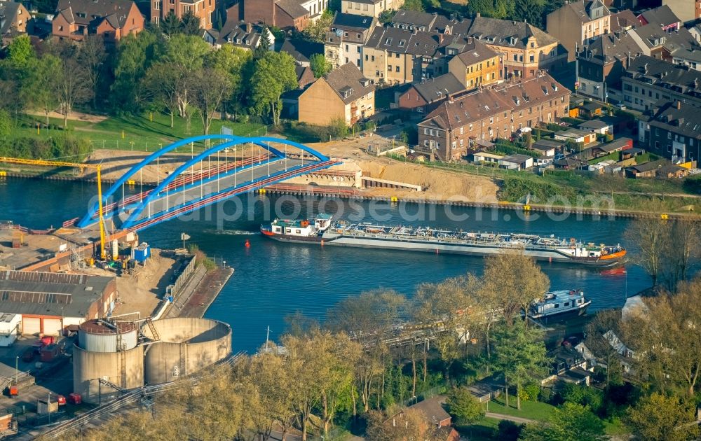 Aerial image Duisburg - Construction of road bridge at the Gartroper street in the district Obermeiderich in Duisburg in the state North Rhine-Westphalia