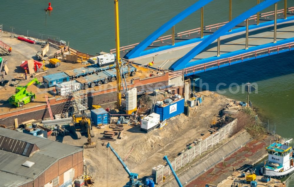 Duisburg from the bird's eye view: Construction of road bridge on Ruhr in the district Obermeiderich in Duisburg in the state North Rhine-Westphalia