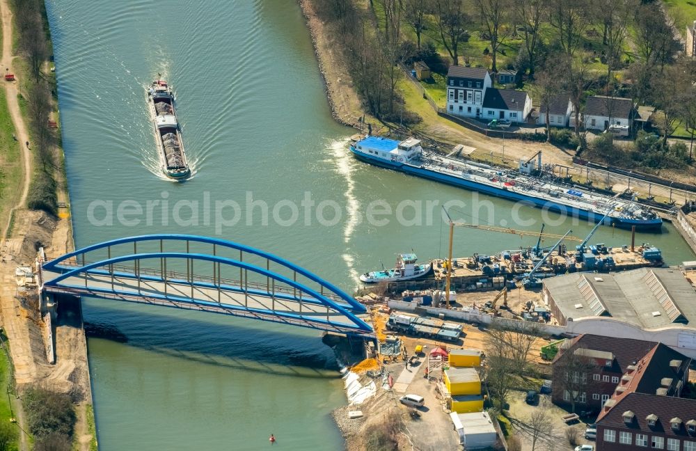 Aerial image Duisburg - Construction of road bridge on Ruhr in the district Obermeiderich in Duisburg in the state North Rhine-Westphalia