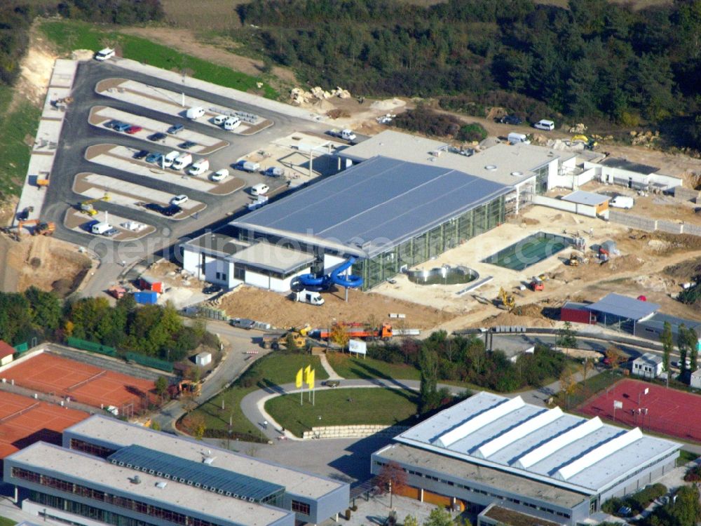 Aerial photograph Burglengenfeld - Construction for the new building of the spa and swimming pool at the swimming pool of Recreation Bulmare Im Naabtalpark in Burglengenfeld in the state Bavaria, Germany