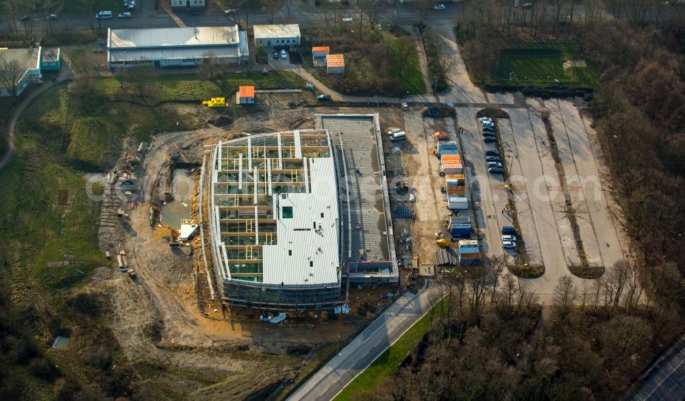 Herne from above - Construction for the new building of the spa and swimming pool at the swimming pool of Recreation Freizeitbades Wannanas der Herner Baedergesellschaft in Herne in the state North Rhine-Westphalia