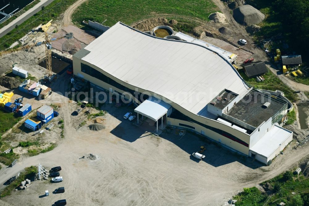 Aerial photograph Werder (Havel) - Construction for the new building of the spa and swimming pool at the swimming pool of Recreation Havel-Therme Zum Grossen Zernsee in Werder (Havel) in the state Brandenburg, Germany