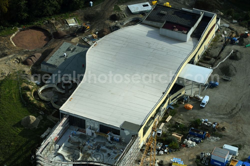 Aerial photograph Werder (Havel) - Construction for the new building of the spa and swimming pool at the swimming pool of Recreation Havel-Therme Zum Grossen Zernsee in Werder (Havel) in the state Brandenburg, Germany