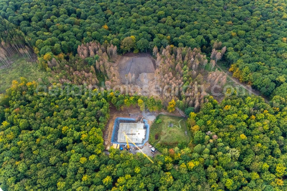 Menden (Sauerland) from above - Construction for the new building of the spa and swimming pool at the swimming pool of Recreation a??Kleine Leitmeckea?? at Leitmecke in Menden (Sauerland) in the state North Rhine-Westphalia, Germany