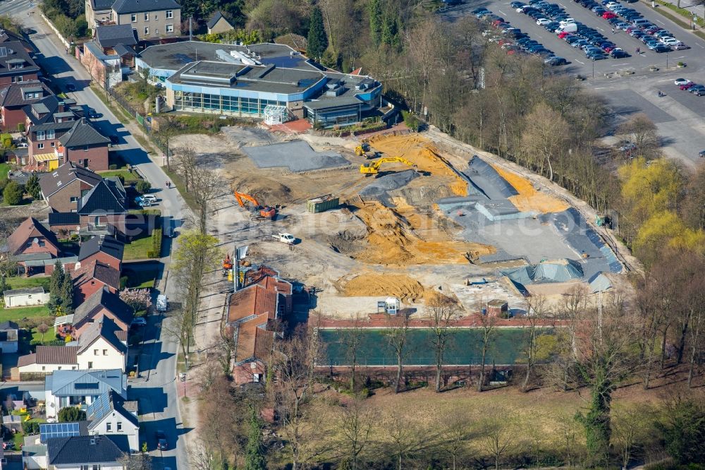 Werne from the bird's eye view: Construction for the new building of the spa and swimming pool at the swimming pool of Recreation Natur-Solebad Werne GmbH in Werne in the state North Rhine-Westphalia