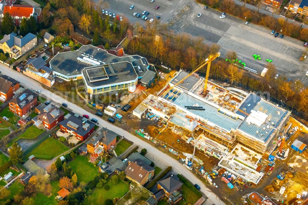 Werne from the bird's eye view: Construction for the new building of the spa and swimming pool at the swimming pool of Recreation Natur-Solebad Werne GmbH in Werne in the state North Rhine-Westphalia