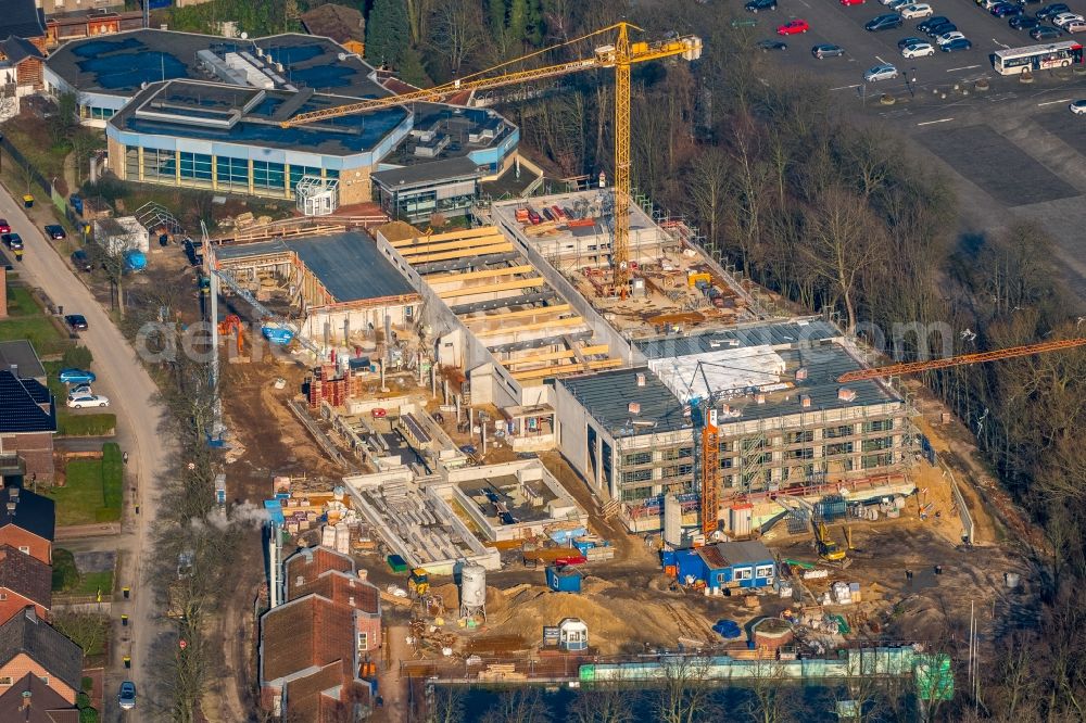 Aerial image Werne - Construction for the new building of the spa and swimming pool at the swimming pool of Recreation Natur-Solebad Werne GmbH in Werne in the state North Rhine-Westphalia