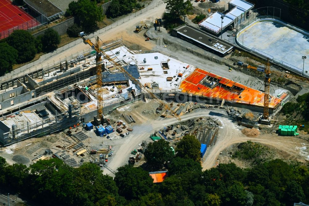 Aerial image Würzburg - Construction for the new building of the spa and swimming pool at the swimming pool of Recreation Nautilandbad in the district Zellerau in Wuerzburg in the state Bavaria, Germany