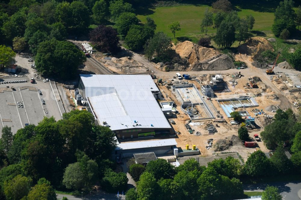 Aerial photograph Kleve - Construction for the new building of the spa and swimming pool at the swimming pool of Recreation Sternbuschbad Am Freudenberg in Kleve in the state North Rhine-Westphalia, Germany