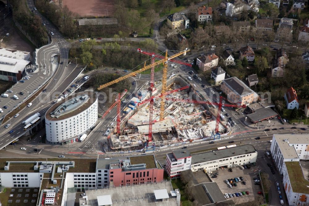 Mainz from the bird's eye view: Construction site for the new building of the Trigon complex, a building ensemble with hotel, offices and Apartments in the district Oberstadt in Mainz in the state Rhineland-Palatinate