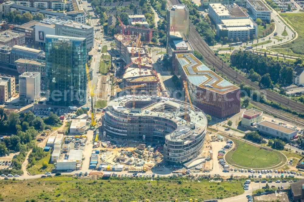 Aerial photograph Düsseldorf - Construction site for the new building trivago-Zentrale on Kesselstrasse through the Ed. Zueblin AG nach Entwuerfen der SOP Architekten in the district Medienhafen in Duesseldorf in the state North Rhine-Westphalia