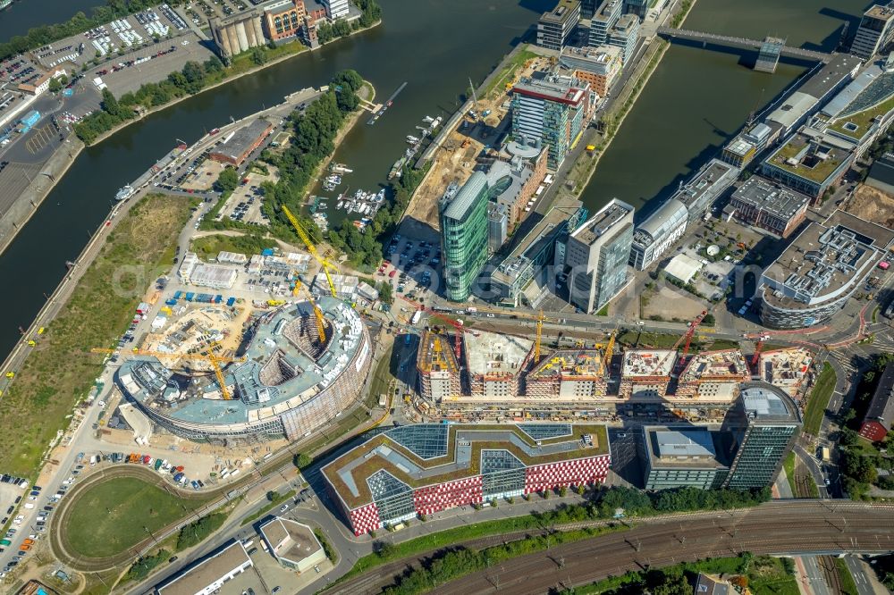 Aerial image Düsseldorf - Construction site for the new building trivago-Zentrale on Kesselstrasse through the Ed. Zueblin AG nach Entwuerfen der SOP Architekten in the district Medienhafen in Duesseldorf in the state North Rhine-Westphalia