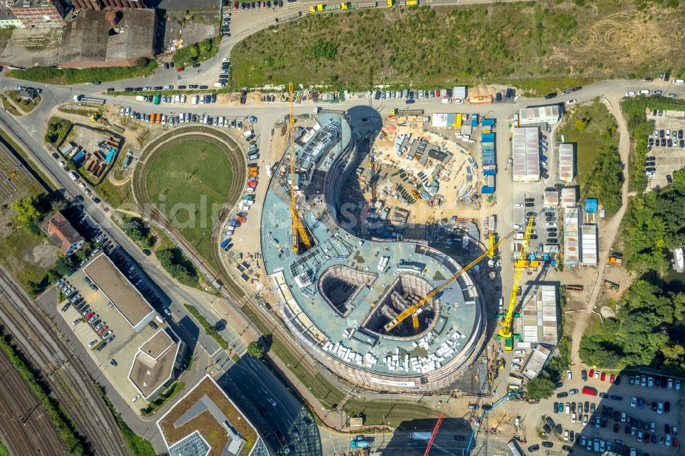 Aerial photograph Düsseldorf - Construction site for the new building trivago-Zentrale on Kesselstrasse through the Ed. Zueblin AG nach Entwuerfen der SOP Architekten in the district Medienhafen in Duesseldorf in the state North Rhine-Westphalia