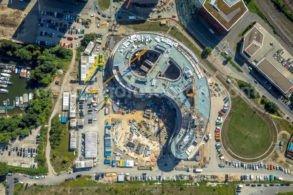 Düsseldorf from above - Construction site for the new building trivago-Zentrale on Kesselstrasse through the Ed. Zueblin AG nach Entwuerfen der SOP Architekten in the district Medienhafen in Duesseldorf in the state North Rhine-Westphalia