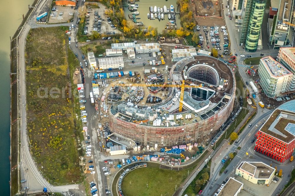 Aerial photograph Düsseldorf - Construction site for the new building trivago-Zentrale on Kesselstrasse through the Ed. Zueblin AG nach Entwuerfen der SOP Architekten in the district Medienhafen in Duesseldorf in the state North Rhine-Westphalia