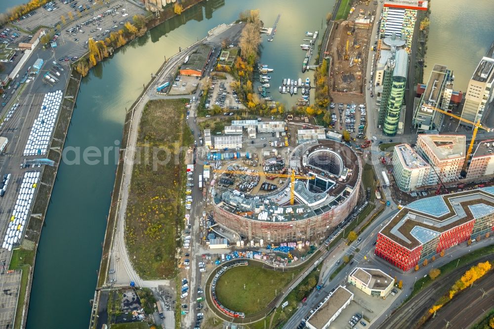 Düsseldorf from above - Construction site for the new building trivago-Zentrale on Kesselstrasse through the Ed. Zueblin AG nach Entwuerfen der SOP Architekten in the district Medienhafen in Duesseldorf in the state North Rhine-Westphalia