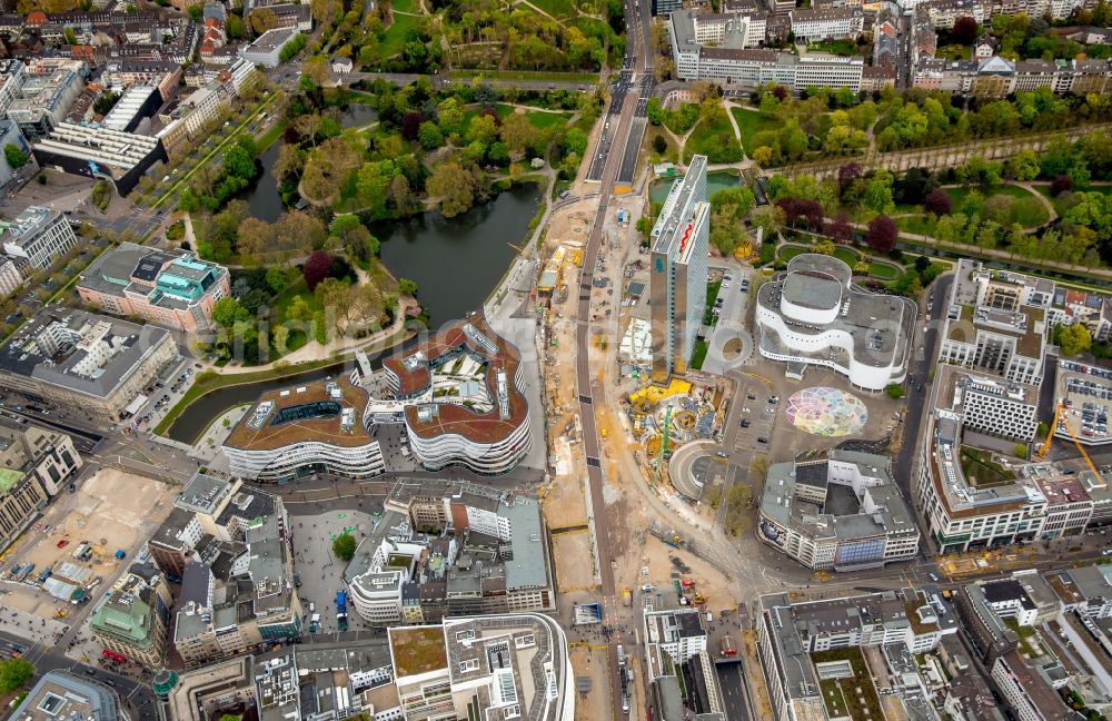 Aerial photograph Düsseldorf - Construction for the new building of the Koe- tunnel at the skyscraper Dreischeibenhaus along Berliner Allee in Dusseldorf in North Rhine-Westphalia