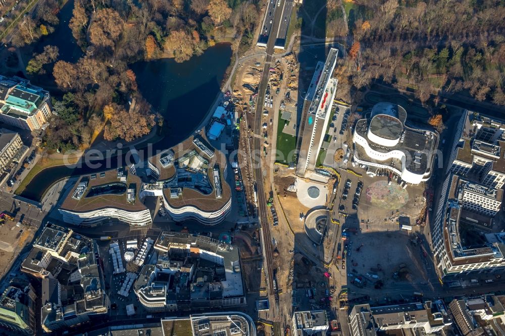 Aerial image Düsseldorf - Construction for the new building of the Koe- tunnel at the skyscraper Dreischeibenhaus along Berliner Allee in Dusseldorf in North Rhine-Westphalia