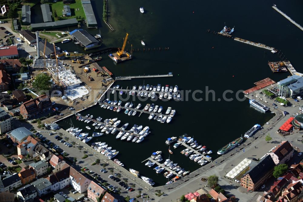 Waren (Müritz) from above - Construction site for the new building and reconstruction of the city port - marina at Mueritz basic in Waren (Mueritz) in the state Mecklenburg - Western Pomerania