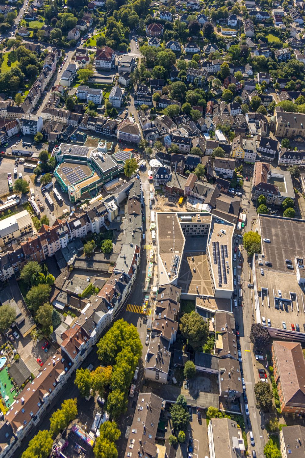 Aerial photograph Schwelm - Construction site for the new building of the event hall and the cultural center on the street Neumarkt in Schwelm in the state North Rhine-Westphalia, Germany