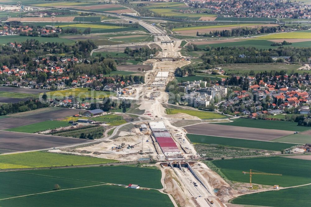 München, Aubing from the bird's eye view: Construction site for the new building of the viaduct and tunnel structure of BAB A99 motorway in Aubing in Munich in Bavaria