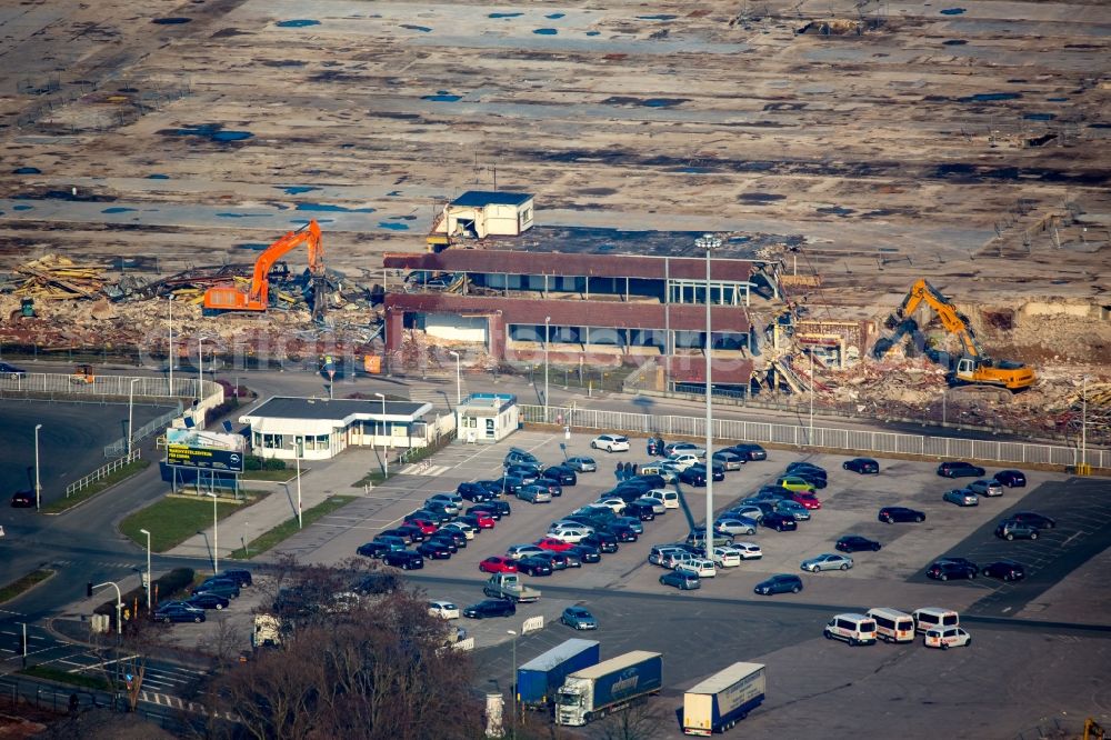 Aerial image Bochum - Construction site for the new building of a goods distribution centre on site of the former Opel Works II in Bochum in the state of North Rhine-Westphalia