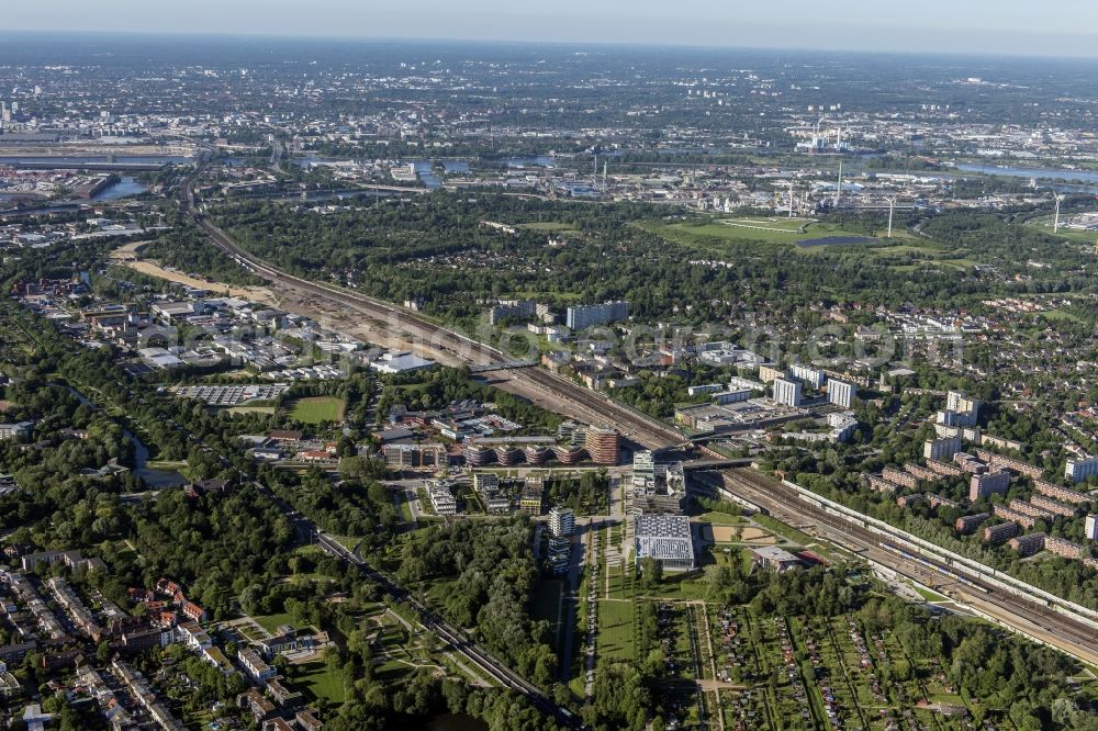 Hamburg from above - New construction site of the autobahn course of the BAB Wilhelmsburger Reichsstrasse / B75 in Hamburg, Germany