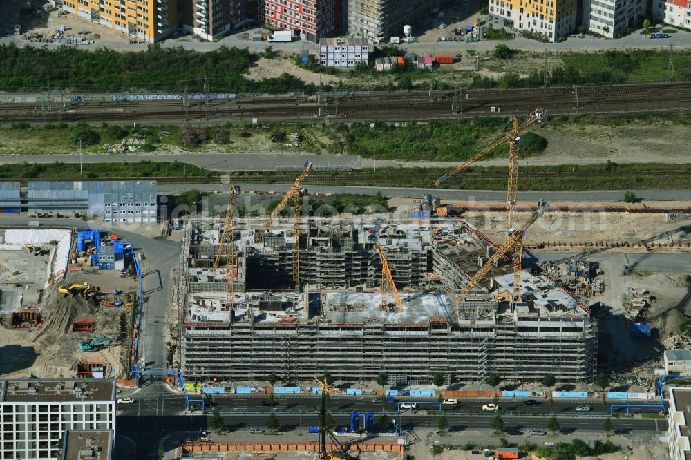 Berlin from the bird's eye view: Construction site for the new residential and commercial building QH Core on Heidestrasse in the district Moabit in Berlin, Germany