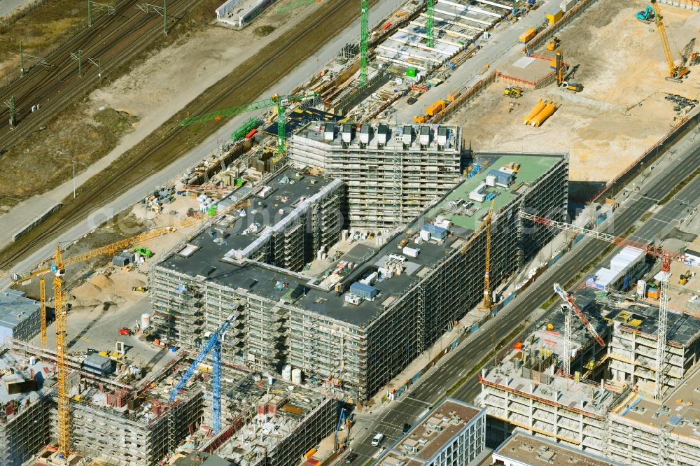 Berlin from the bird's eye view: Construction site for the new residential and commercial building QH Core on Heidestrasse in the district Moabit in Berlin, Germany