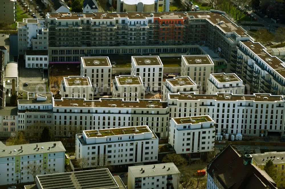 Aerial photograph Offenbach am Main - Construction site for the new residential and commercial building Goethequartier on Bernhardstrasse - Goethering - Pirazzistrasse in the district Nordend in Offenbach am Main in the state Hesse, Germany