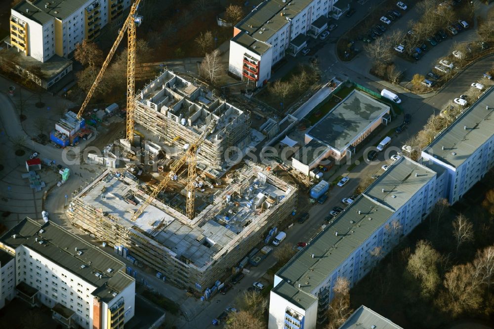 Aerial image Berlin - Construction site for the new residential and commercial building on Kastanienboulevard - Auerbacher Ring - Schneeberger Strasse in the district Hellersdorf in Berlin, Germany