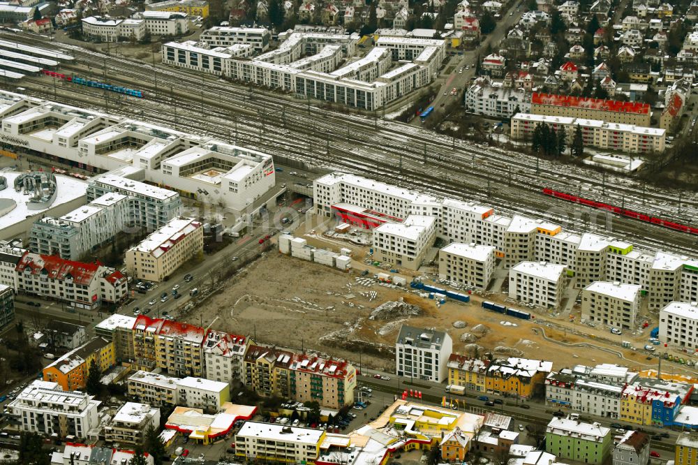 München from above - Construction site for the new residential and commercial building des Paseo Carre on Landsberger Strasse - Offenbachstrasse in the district Pasing-Obermenzing in Munich in the state Bavaria, Germany