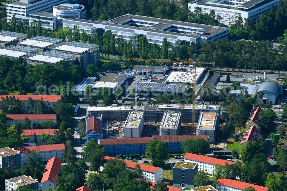 Aerial photograph Erlangen - Construction site for the new residential and commercial building Paul-Carre on Paul-Gossen-Strasse in Erlangen in the state Bavaria, Germany