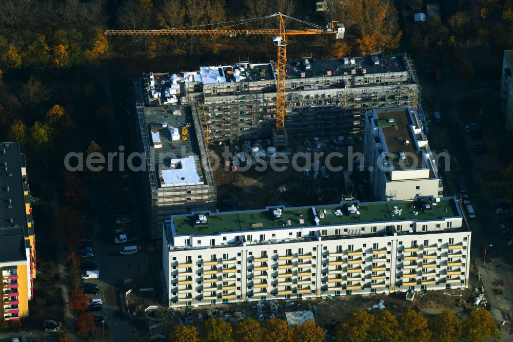 Aerial image Berlin - Construction site for the new residential and commercial building on the Schwarzheider Strasse corner Louis-Lewin-Strasse - Forster Strasse in the district Hellersdorf in Berlin, Germany