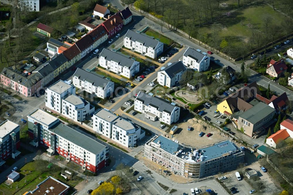 Schwedt/Oder from above - Construction site for the new residential and commercial building Sonnenhaus in Schwedt/Oder in the state Brandenburg, Germany