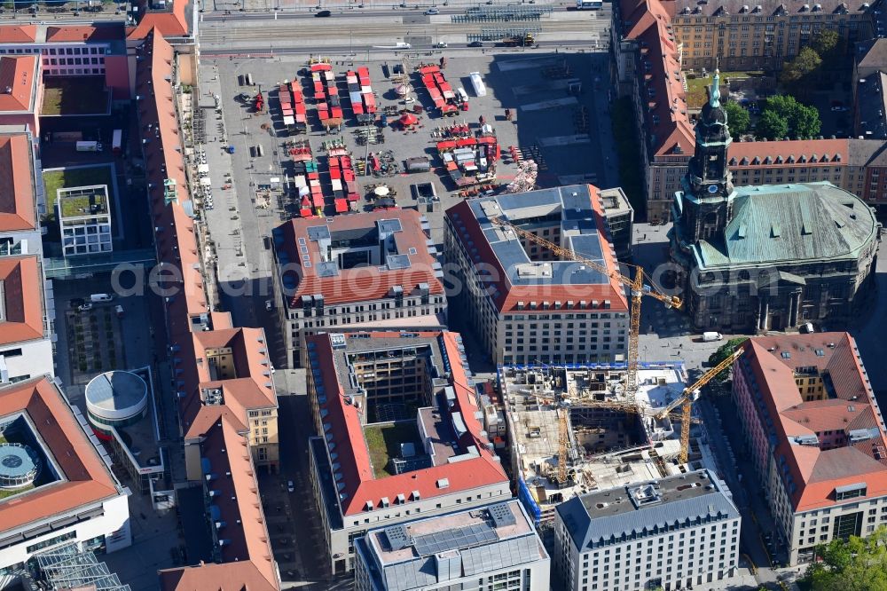 Dresden from the bird's eye view: Construction site for the new residential and commercial building between Kramergasse and Schreibergasse in the district Zentrum in Dresden in the state Saxony, Germany