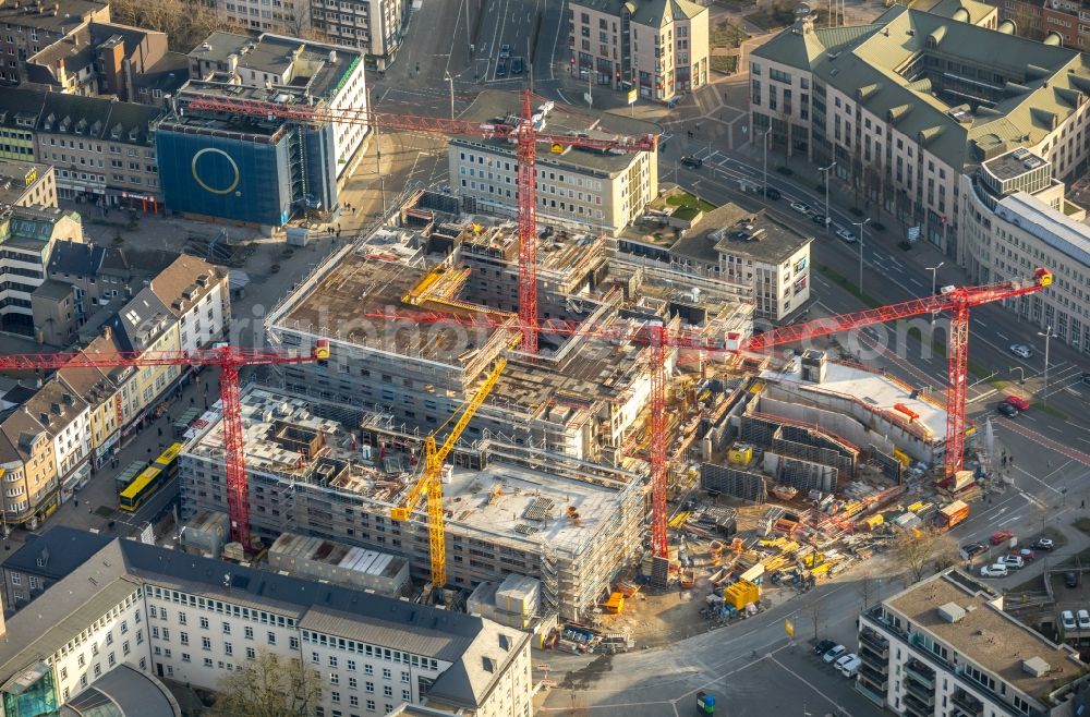 Aerial image Mülheim an der Ruhr - Construction site for the new building eines Wohn- and Geschaeftshausviertels on Schlossstrasse - Schollenstrasse - Friedrich-Ebert-Allee in Muelheim on the Ruhr in the state North Rhine-Westphalia