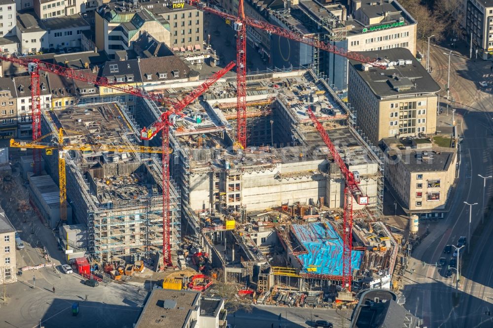 Aerial image Mülheim an der Ruhr - Construction site for the new building eines Wohn- and Geschaeftshausviertels on Schlossstrasse - Schollenstrasse - Friedrich-Ebert-Allee in Muelheim on the Ruhr in the state North Rhine-Westphalia