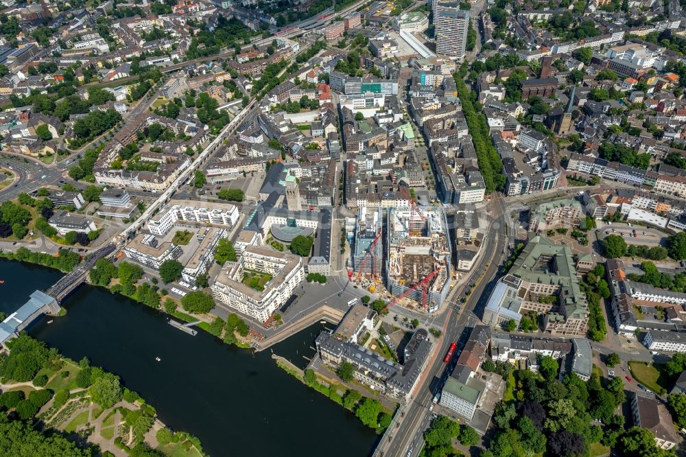 Aerial photograph Mülheim an der Ruhr - Construction site for the new building eines Wohn- and Geschaeftshausviertels on Schlossstrasse - Schollenstrasse - Friedrich-Ebert-Allee in Muelheim on the Ruhr in the state North Rhine-Westphalia