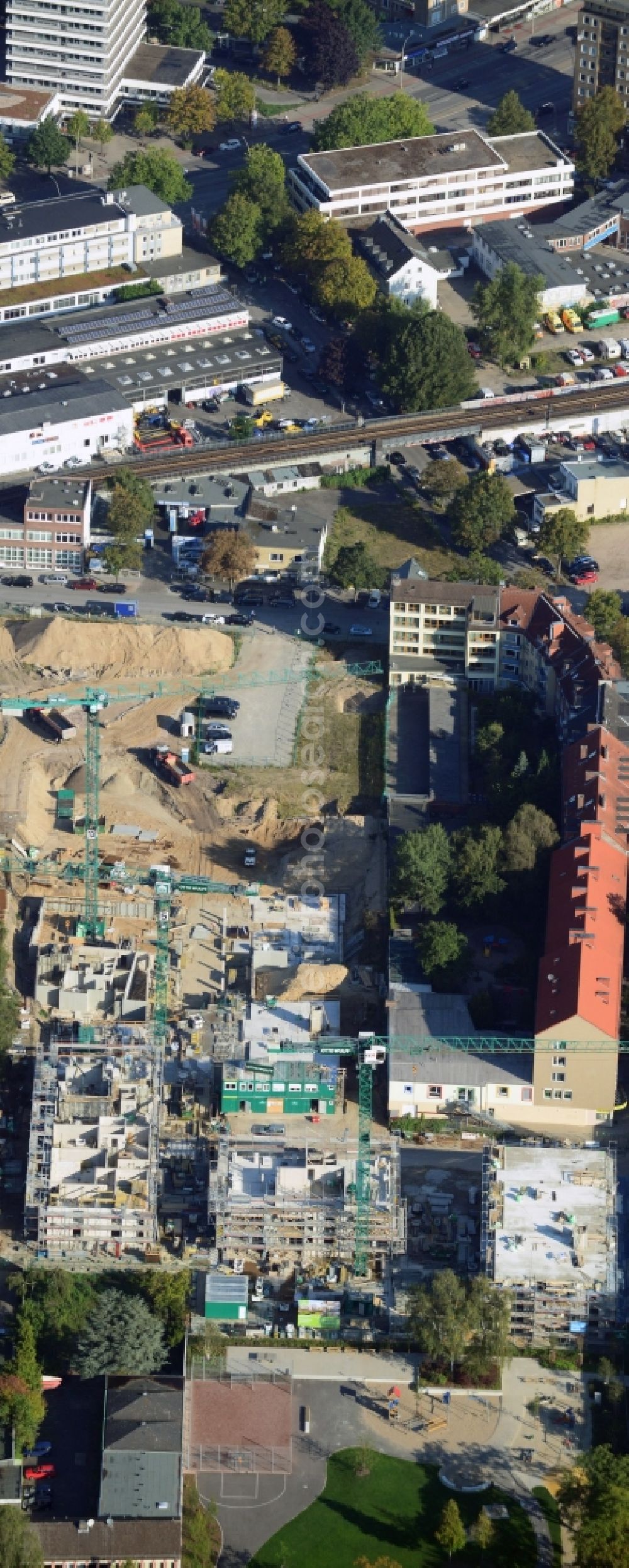 Aerial photograph Hamburg Bambek - New construction of residential complex Suedsiet Barmbek / Holsteinischer Kamp in Hamburg