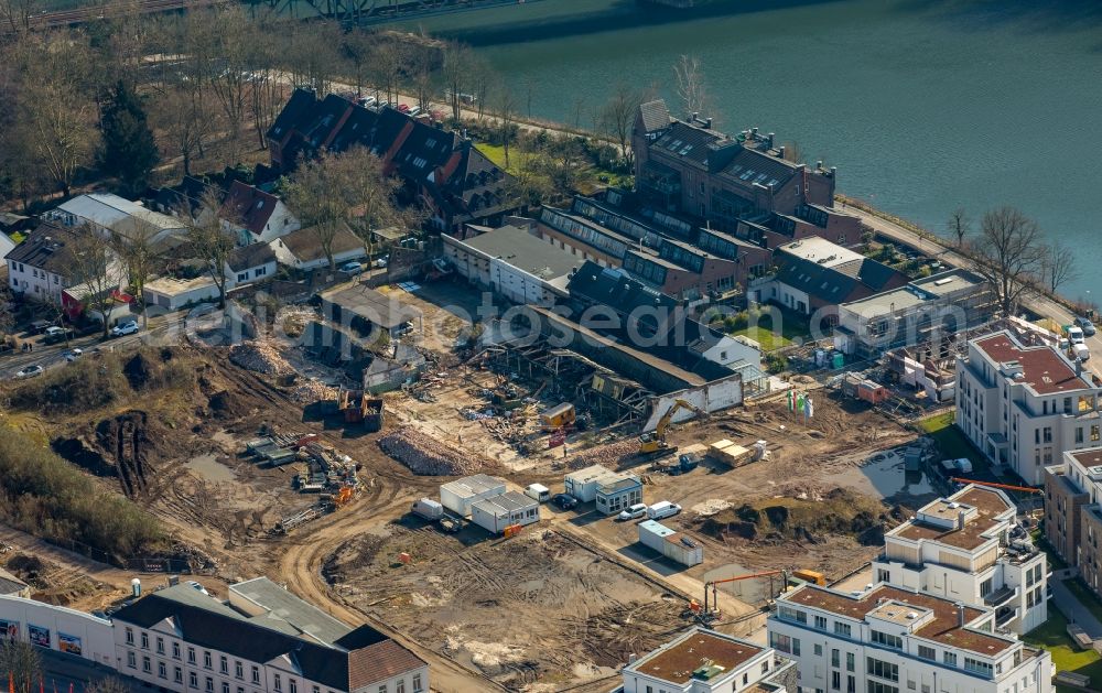 Kettwig from above - Construction site of the residential area Wohnen am Ruhrbogen on the riverbank of the Ruhr in Kettwig in the state of North Rhine-Westphalia