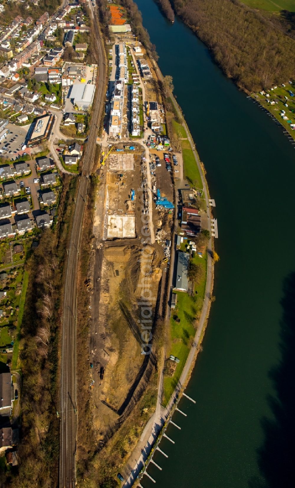 Aerial image Kettwig - Construction site of the residential area Wohnen am Ruhrbogen on the riverbank of the Ruhr in Kettwig in the state of North Rhine-Westphalia