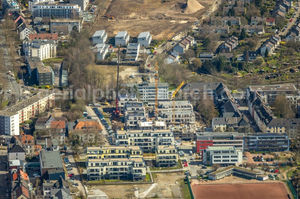 Aerial image Essen - Construction site for the new building von Wohnbloecken with Eigentumswohnungen along the Veronikastrasse in Essen in the state North Rhine-Westphalia, Germany