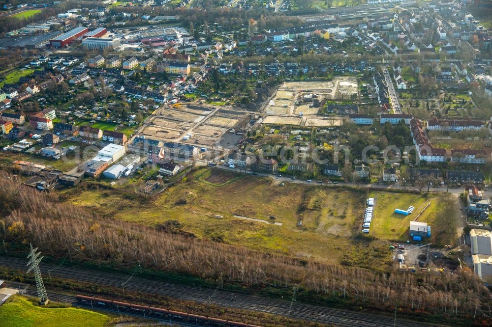 Gelsenkirchen from the bird's eye view: Construction site for new construction residential area of detached housing estate aurelis Real Estate GmbH & Co. KG in Gelsenkirchen in the state North Rhine-Westphalia