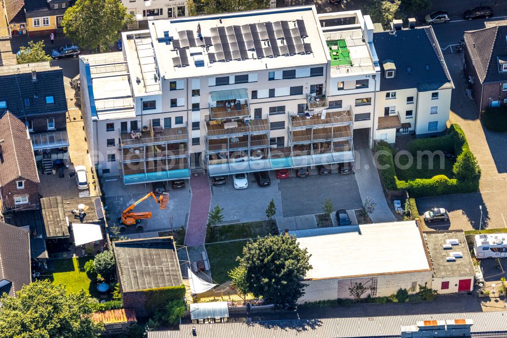 Dortmund from the bird's eye view: construction site for the multi-family residential building on street Alte Benninghofer Strasse in the district Clarenberg in Dortmund at Ruhrgebiet in the state North Rhine-Westphalia, Germany